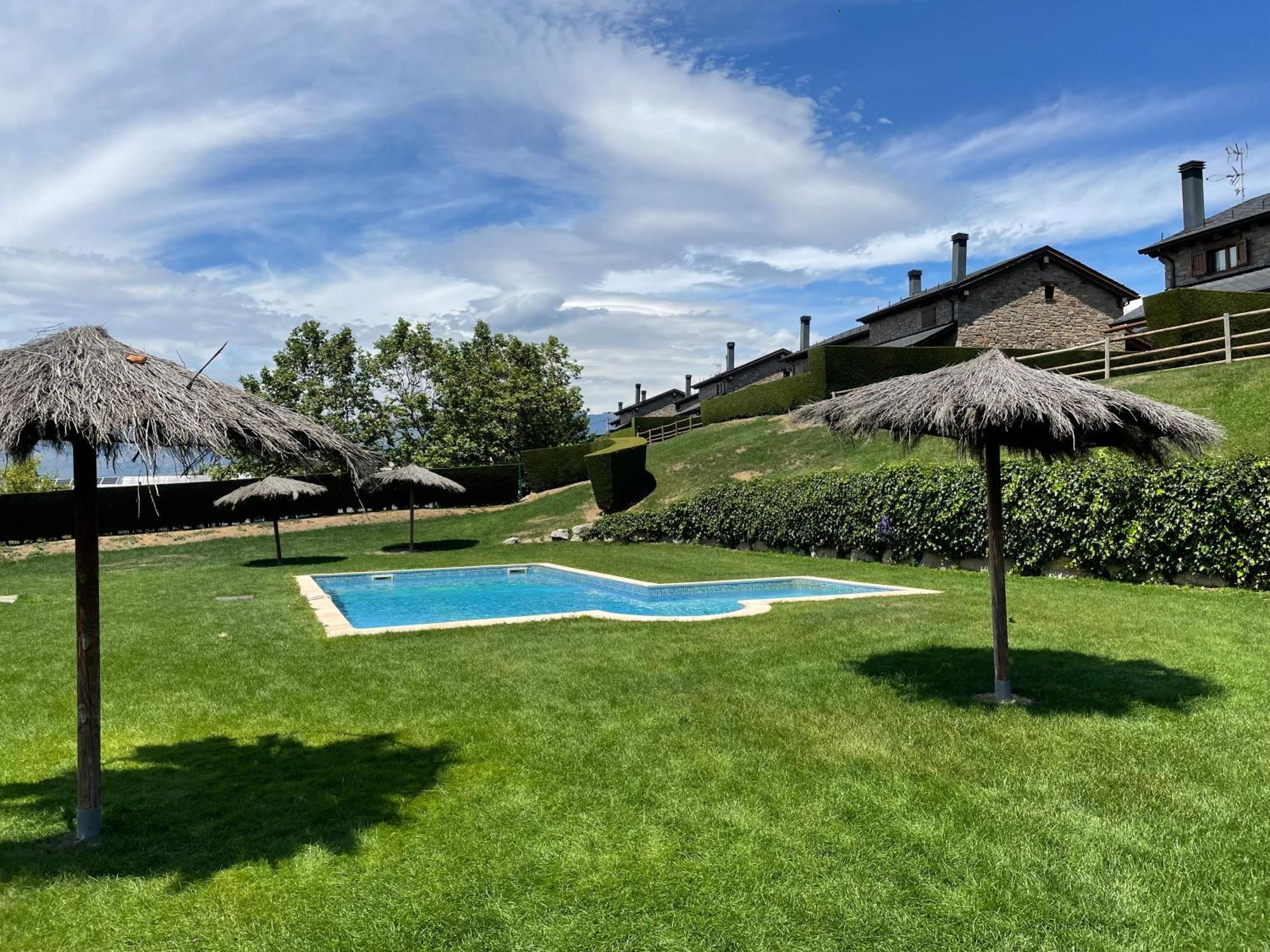 Apartamento Renovado Con Jardin Privado, Parking ,Wifi Y Piscina Osséja Kültér fotó