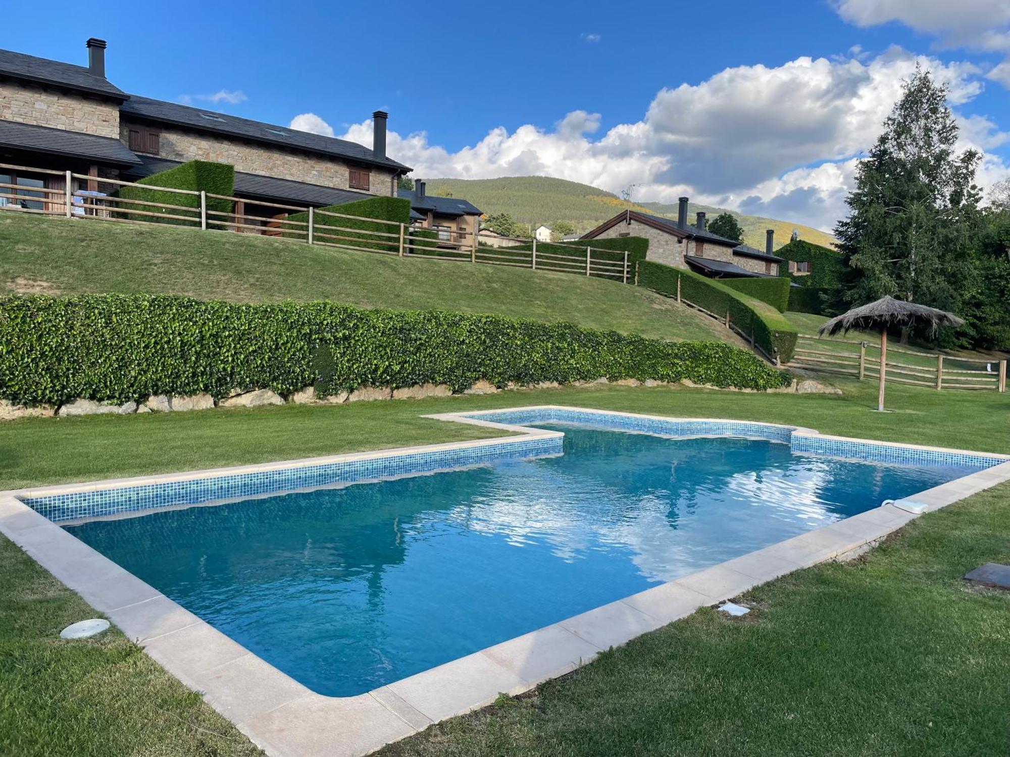 Apartamento Renovado Con Jardin Privado, Parking ,Wifi Y Piscina Osséja Kültér fotó